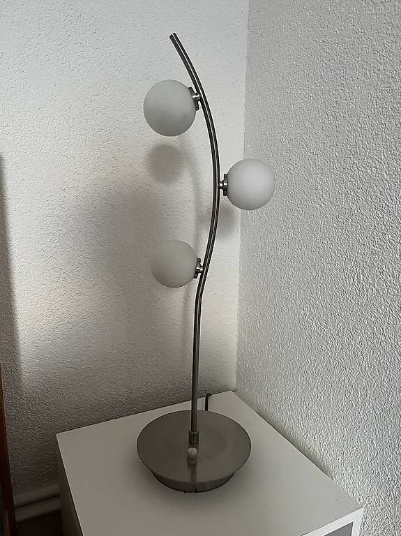 Lampade: kleine Stehlampe mit drei Leuchtkugeln – Usato da Bern venduto da jr6_n656 3