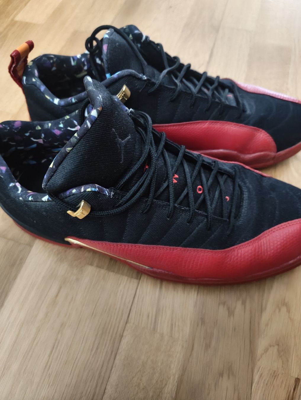 Jordan Scarpe da uomo: Jordan 12 low limited edition – Nuovo (secondo la descrizione) da Neuhausen venduto da emi_sfb2 1
