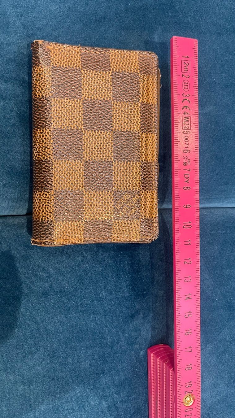 Louis Vuitton Portafogli: ORIGINAL Louis Vuitton Portemonnaie – Usato da Oberbuchsiten venduto da aria783 3