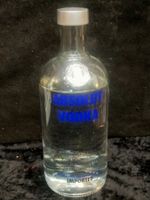 ABSOLUT VODKA BOUTEILLE ENTAMÉ