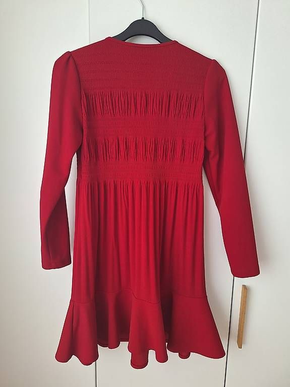 Robes: Rotes Kleid Grösse M/L Sandro Ferrone – D'occasion à Frenkendorf par pinupbs 2