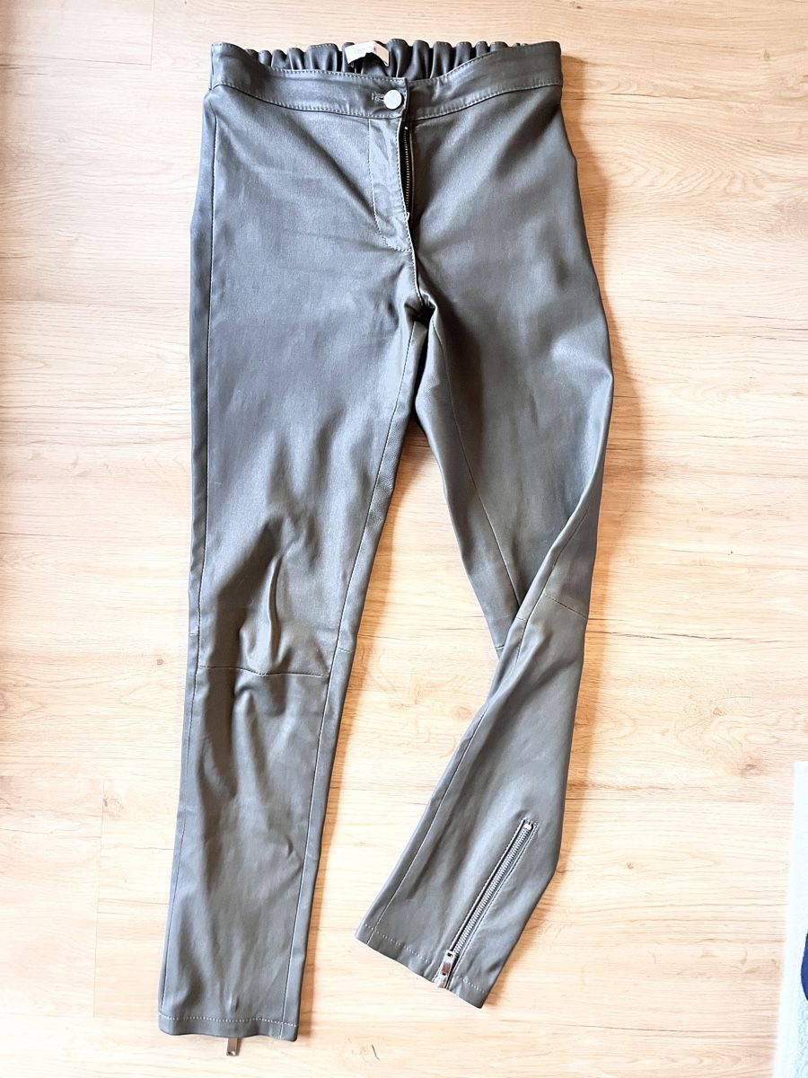 Pantaloni: Steven K Lederhose – Usato da Lohn SH venduto da Microzoff