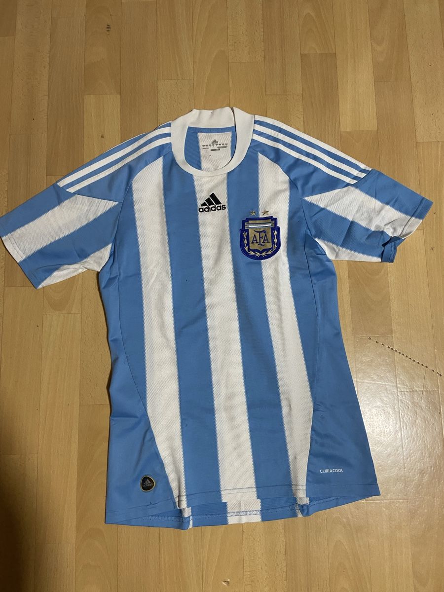 Adidas Maillots de corps & Pantalons: Original Argentinien Messi Trikot – Neuf (Voir description) à Grosshöchstetten par Faebu_0412