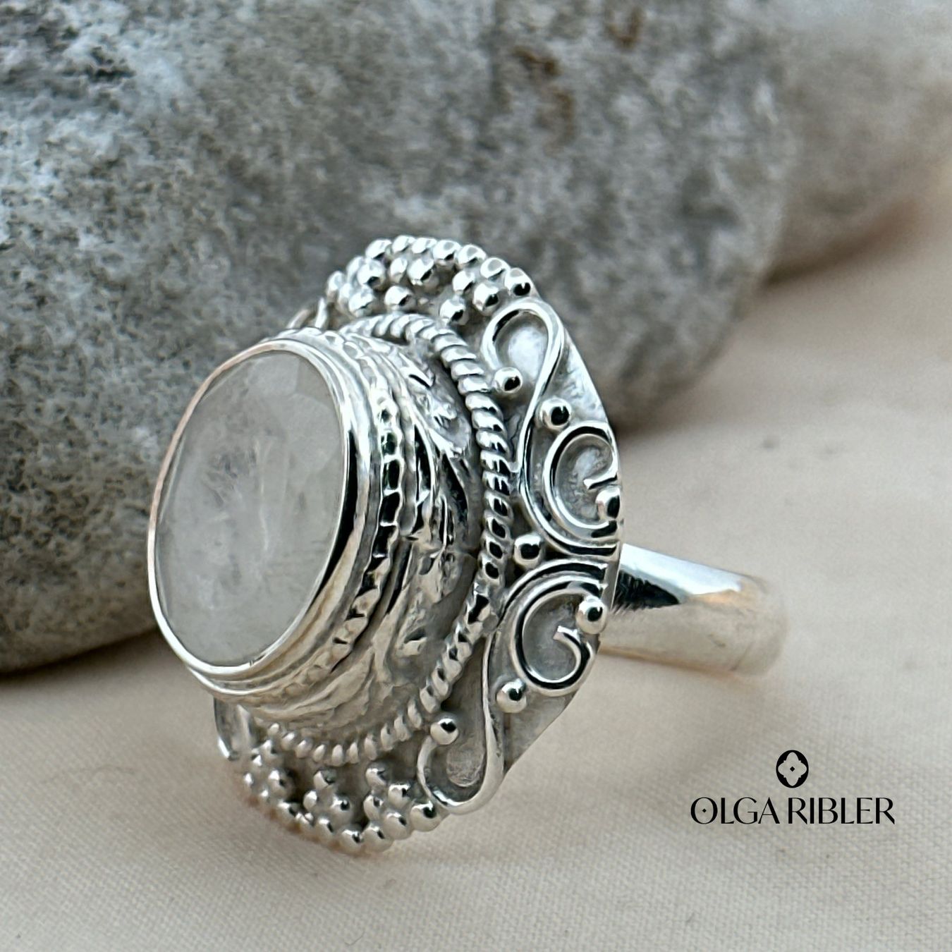 Olga Ribler Anelli: Mondstein Ring Sterling Silber 28 Gramm Ringgrösse 59 – Nuovo (secondo la descrizione) da Luzern venduto da Schmuckoutlet 4