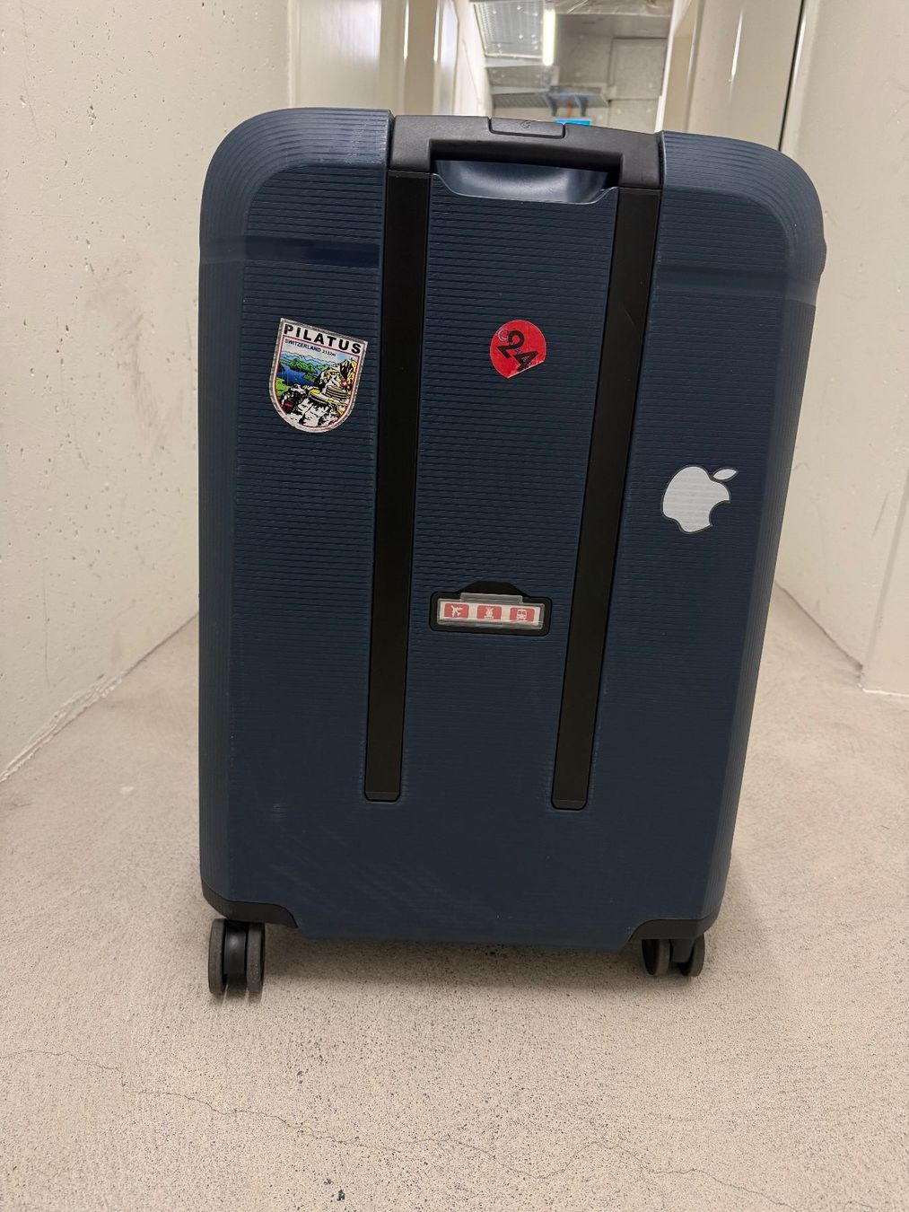 Samsonite Valigie: Reisekoffer Samsonite Magnum Eco – Usato da Wallisellen venduto da rr1_xl78 3