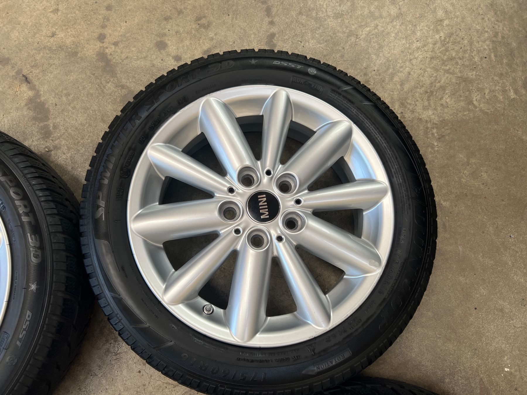 Mini Pneus & Roues: Winterräder Mini 175/60/R16 86H M+S – D'occasion à Feuerthalen par ItsKruusty 2