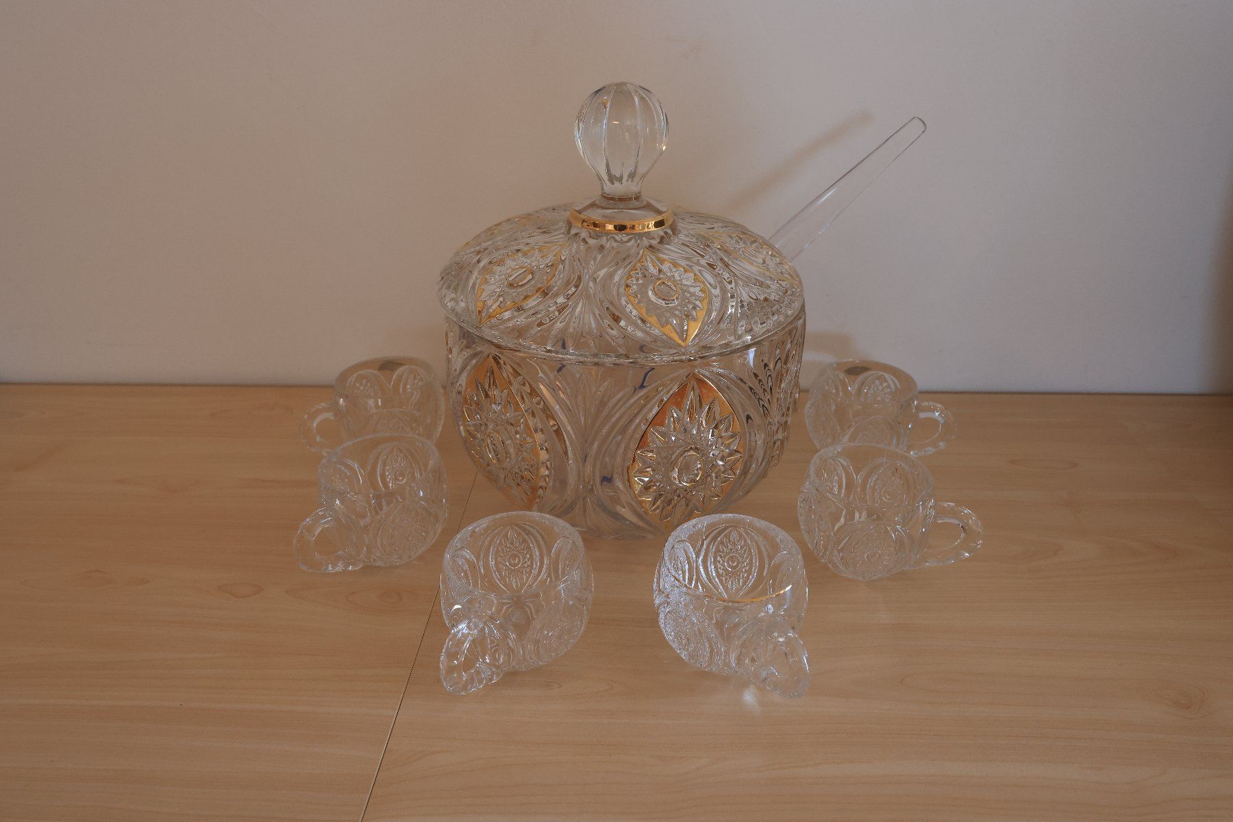 Bicchieri: Bleikristall-Bowle inkl. 6 Gläser & Schöpfkelle – Usato da Adliswil venduto da Making