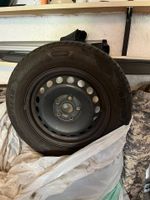 4 x 195/65R15 Goodyear pneus d'été (profil 7mm) avec jantes