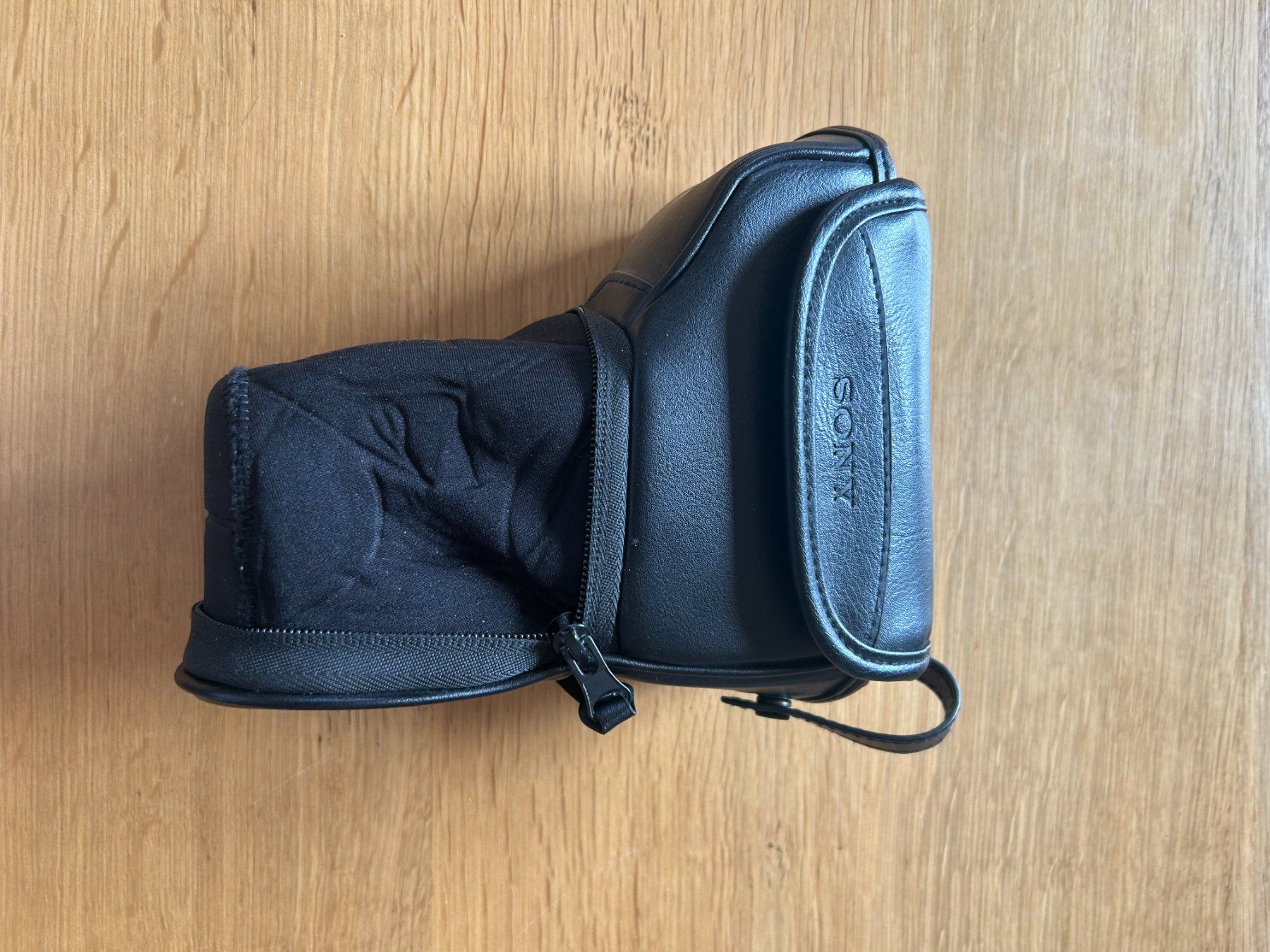 Sony Borse: Kameratasche Sony Lcs-Emjb – Usato da Zürich venduto da mue_f2xl 1