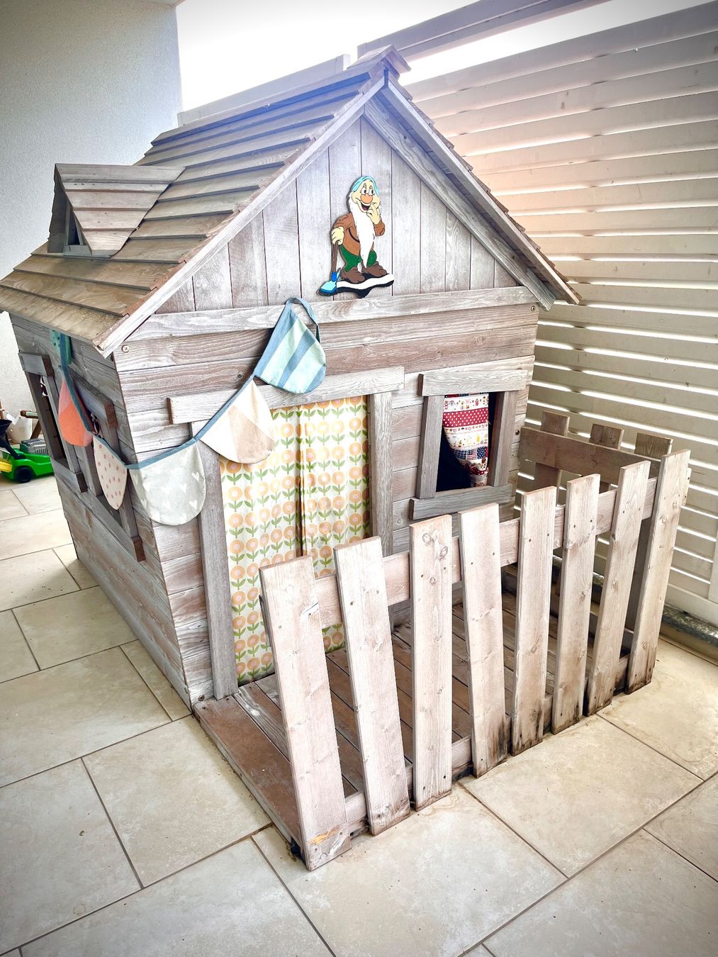 Casette per bambini: Spielhaus – Usato da Bellach venduto da Heb14