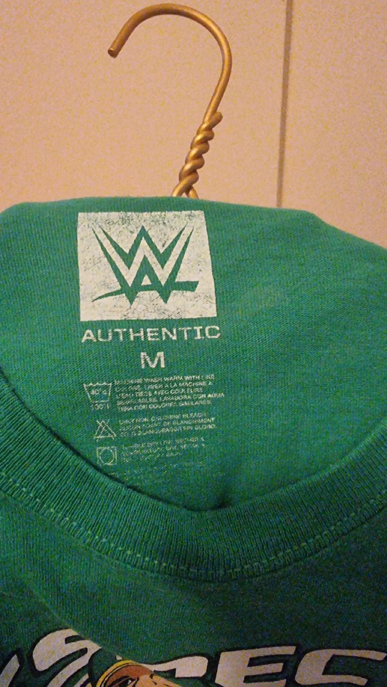 T-Shirts: WWE Merchandise John Cena Tshirt – Neu (gemäss Beschreibung) aus Flawil von  2