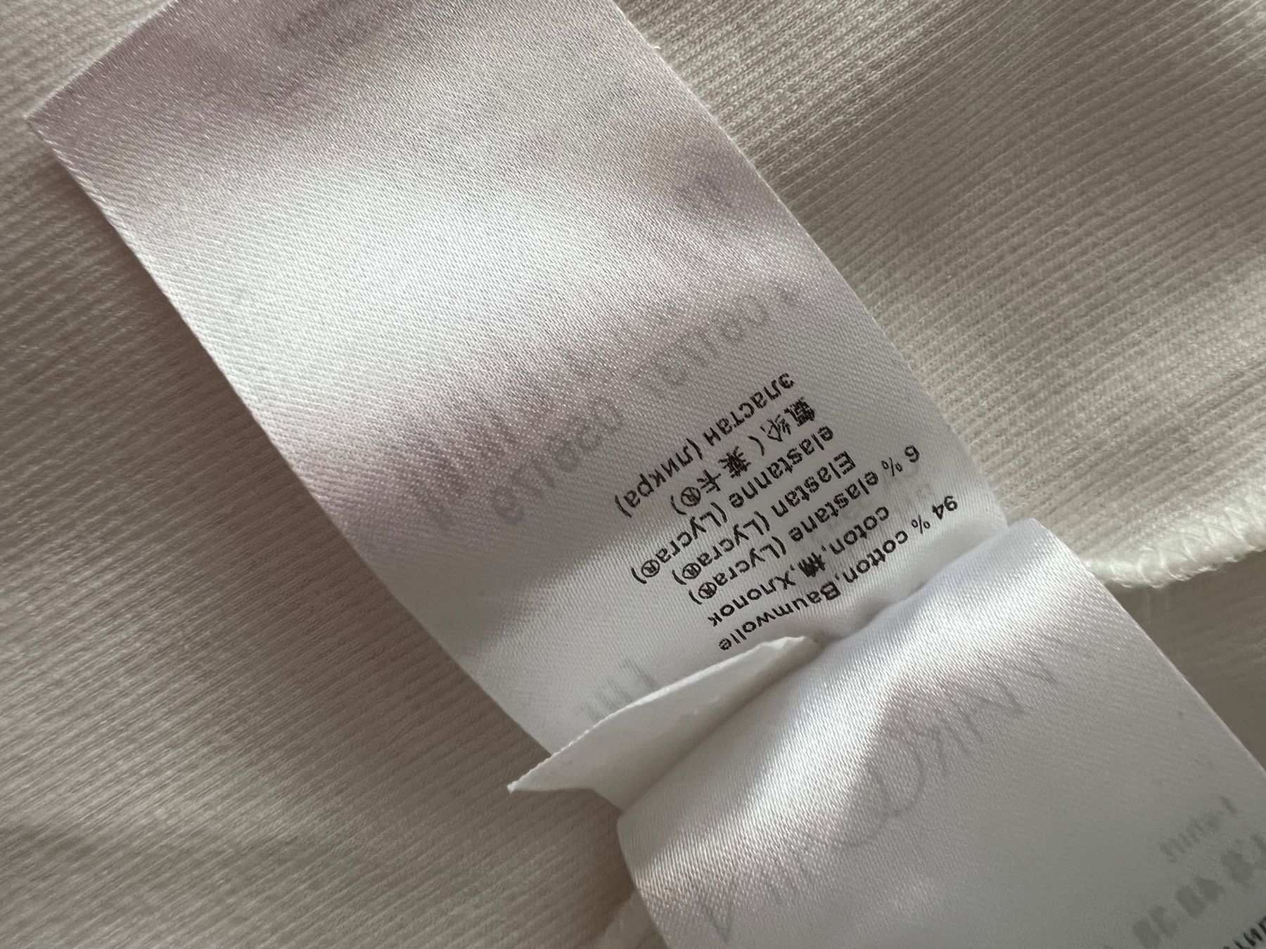 Marc Cain T-shirt: MARC CAIN T-SHIRT, Grösse 4/40 – Usato da Bergdietikon venduto da pinkerton13 4