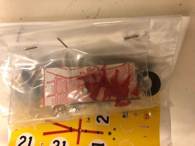 Ferrari Modellini d'auto: FDS-Kit Ferrari – Nuovo (secondo la descrizione) da Muttenz venduto da Gucci2005 6