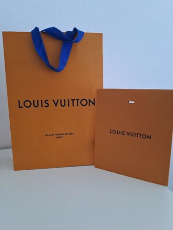 Luis Vuitton Papiertaschen