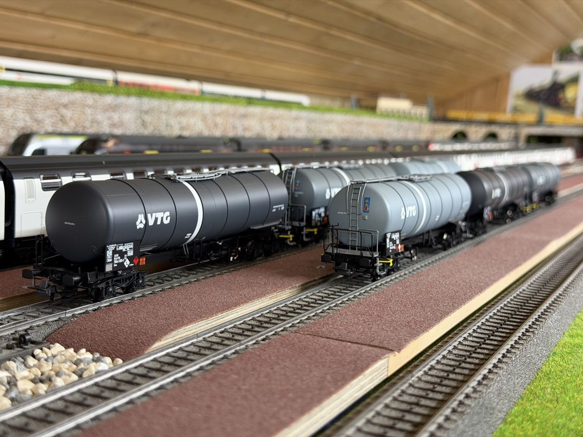 Roco Modellini di ferrovie: Roco Wagons citerne VTG – Nuovo (secondo la descrizione) da Ballaigues venduto da Gstaad97