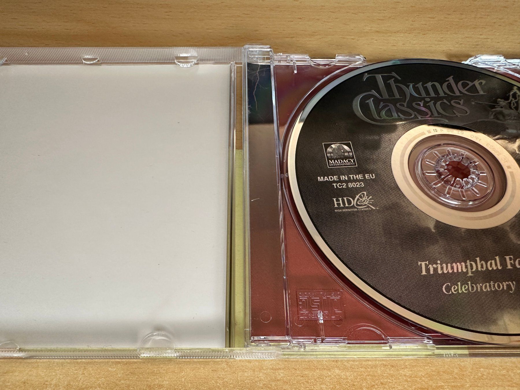CD: T8 Thunder Classics Triumphal Fanfares Celebratory Classics – Usato da Rikon im Tösstal venduto da Alpenmutz 2