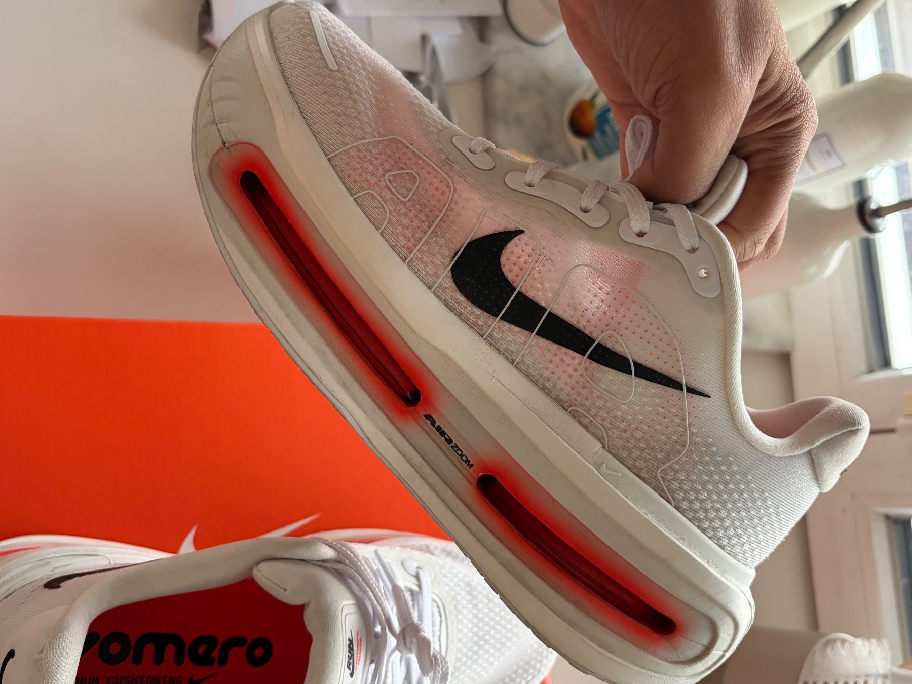 Nike Chaussures hommes: Nike Vomero Premium running 41 – Neuf (Voir description) à Vevey par Eiden77 4