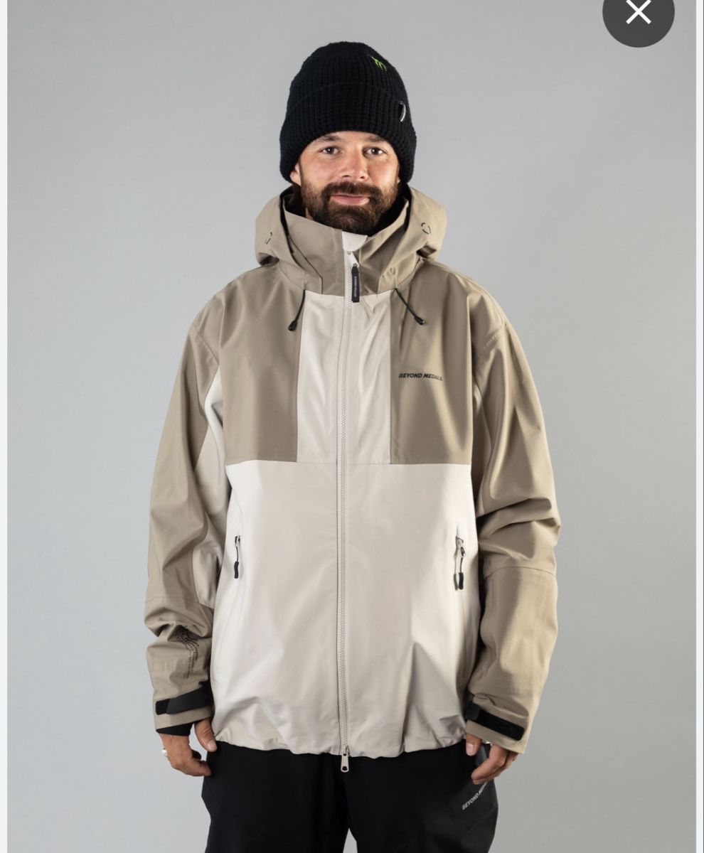 Jacken: Beyond Medals Jacke – Gebraucht aus Winterthur von man_k5jb 8