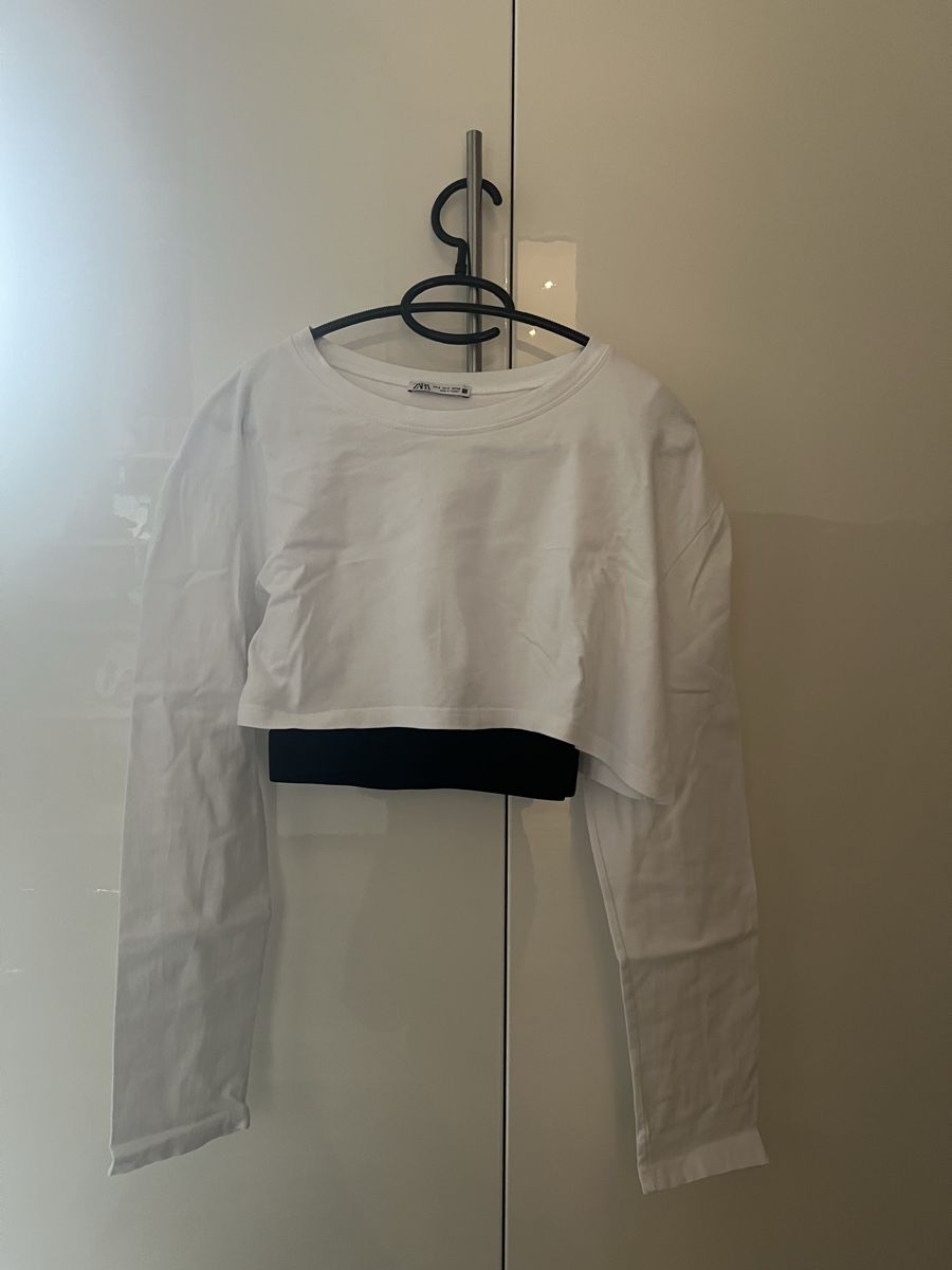 Zara Top: Long Sleeve Crop Top – Usato da Dietikon venduto da Mischi2167