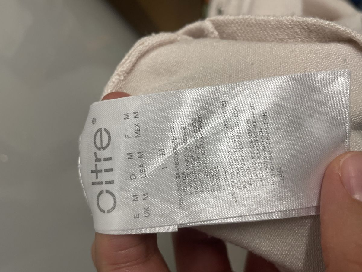Canottiere & Pantaloni: Maglia oltre M – Usato da murten venduto da Ester09 3
