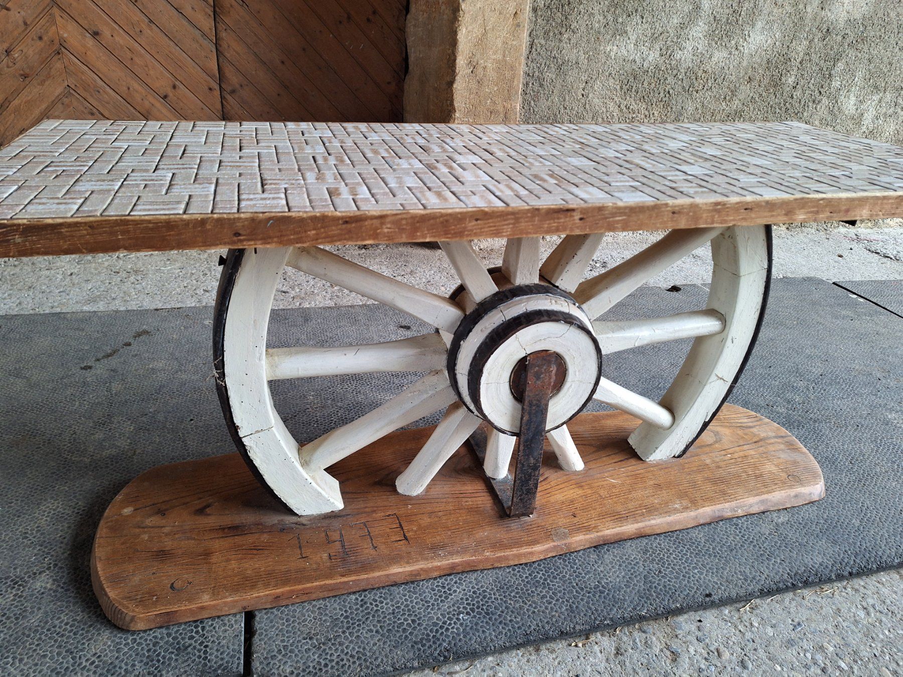 Tische: Table de salon RUSTIQUE – Gebraucht aus Bavois von Pafly63 3