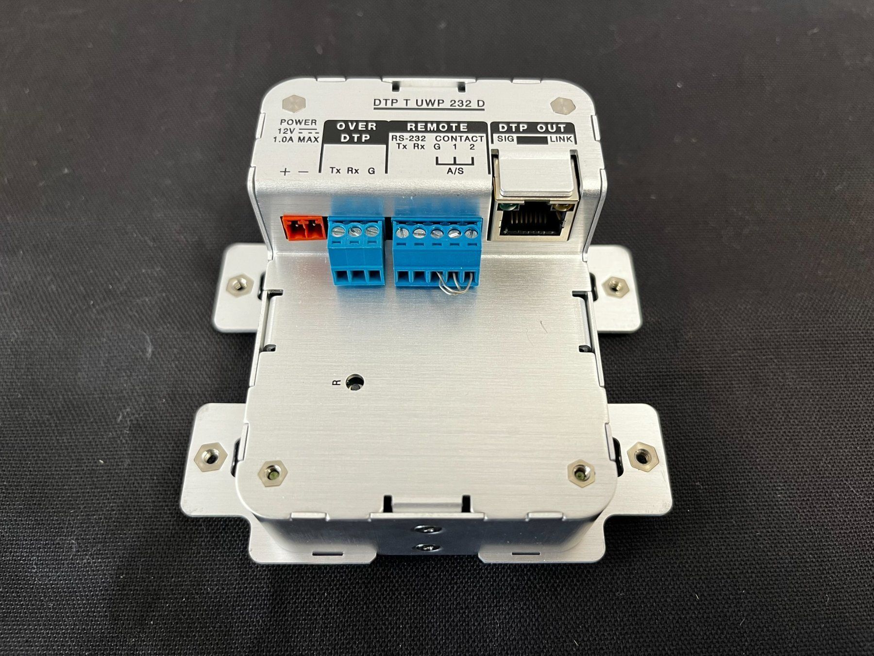 Componenti elettronici: Extron DTP T UWP 232 D – Usato da Bern venduto da NIKA-SYSTEMS 3