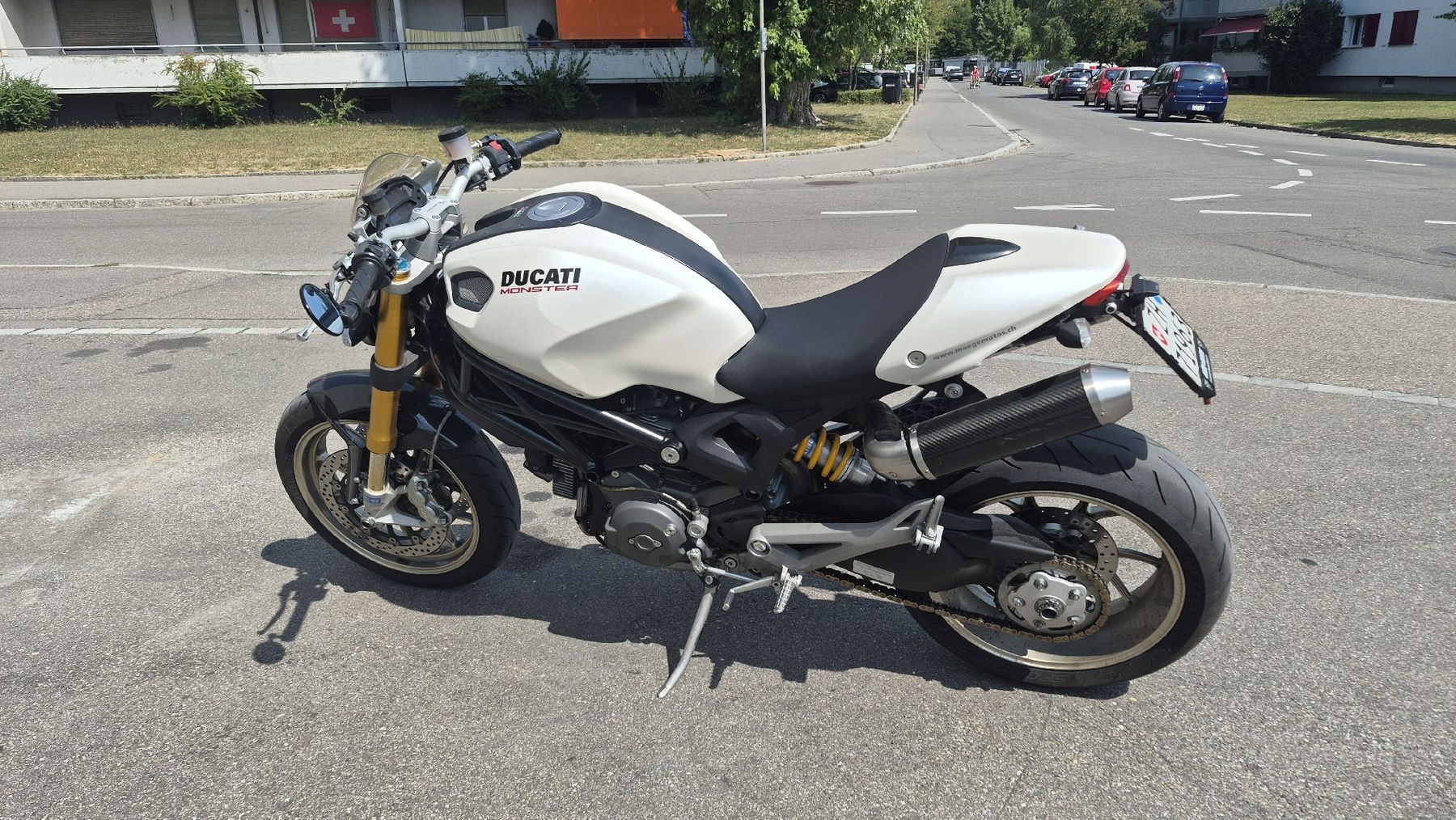 Ducati Strasse: Ducati Monster 1100S bianca  – Gebraucht aus Winterthur von Cilinu