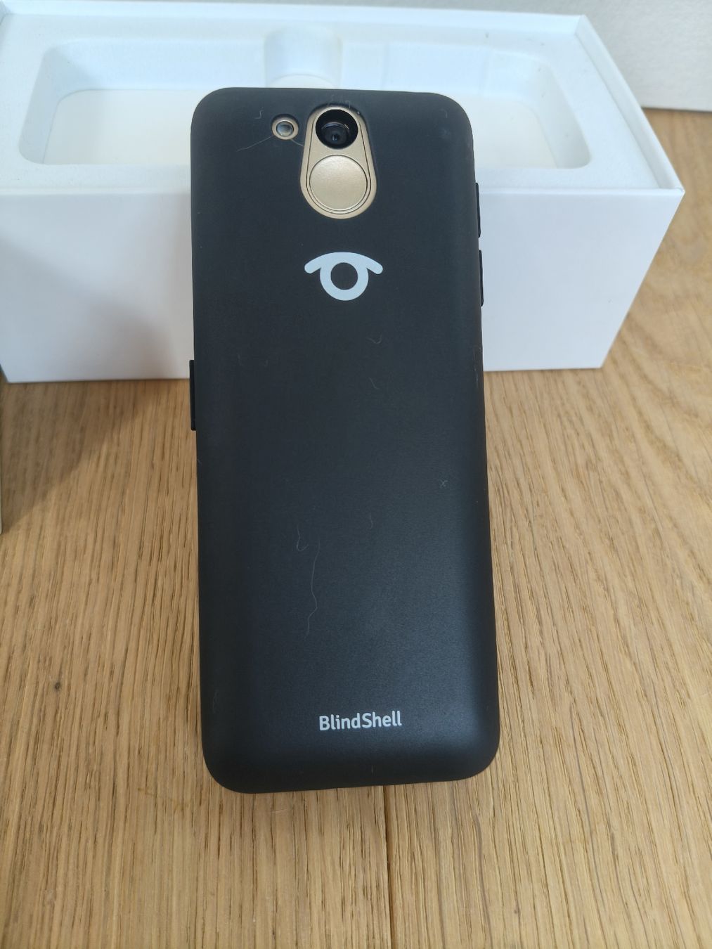 Portables: Téléphone aveugles Blindshell – Neuf avec emballage d'origine à Chamoson par Yuriyaa 6