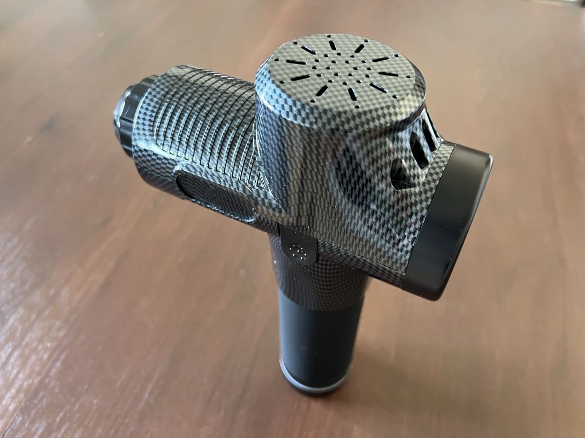 Dispositivi per massaggi: Massage Gun inkl. 6 Aufsätze + Box – Usato da Bern venduto da luk_q8zs 4