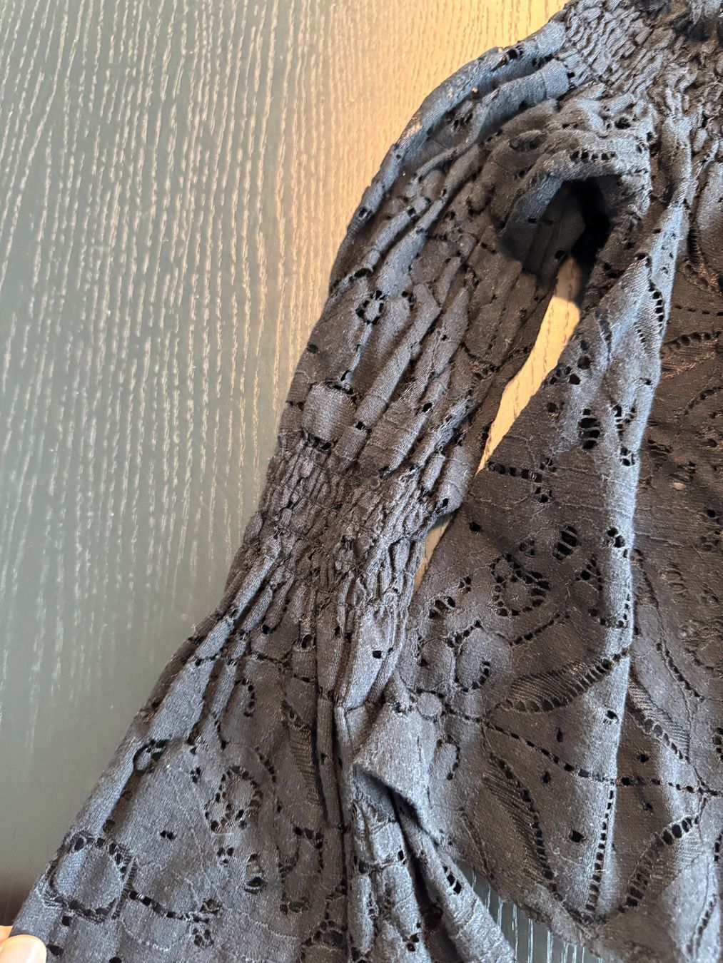Zara Blusen: Schickes Spitzen Oberteil, schulterfrei, Grösse M – Gebraucht aus Zürich von rahelitas 3