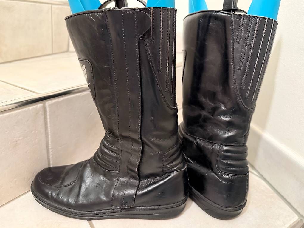 Scarpe da donna: Töffstiefel  echt Leder Gr.40 – Usato da Saland venduto da Marejo 2