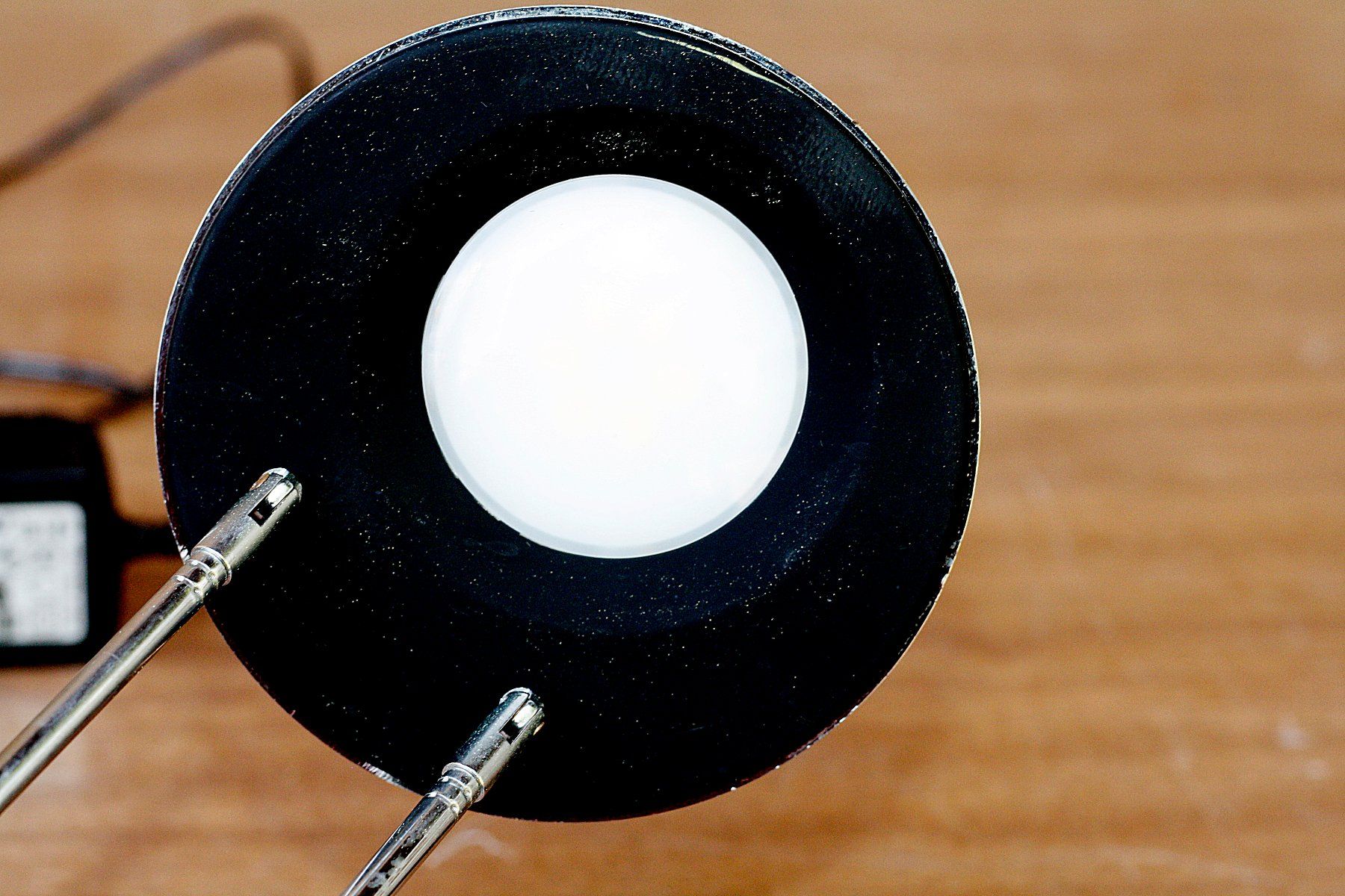 Lampade: Tisch-Lampe LED – Usato da Baar venduto da 2cvbaar 2