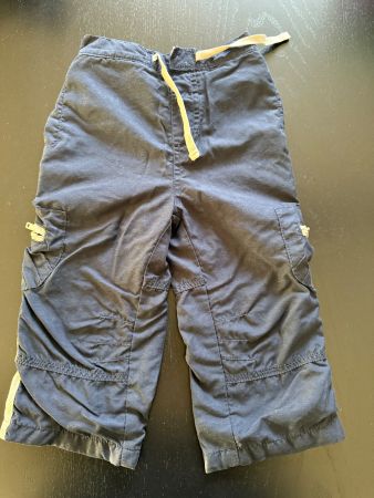 Gut erhaltene, Sommerhose für Jungen, Grösse 86