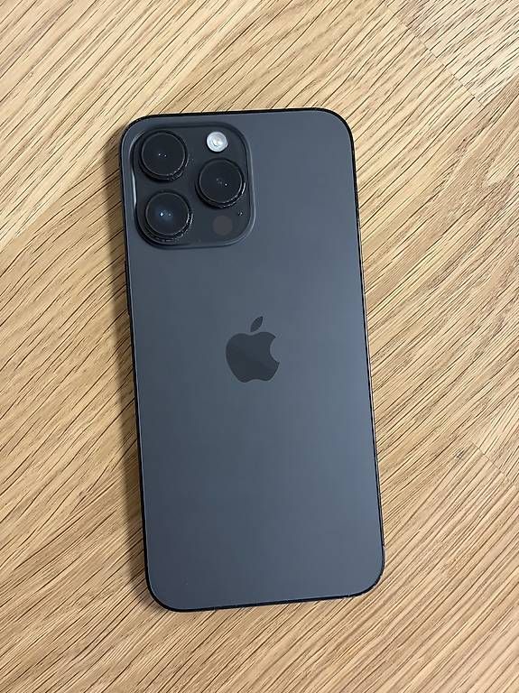 Telefoni cellulari / Smartphones: iPhone 14 Pro Max / 256GB – Usato da Basel venduto da irm_kbw8 2