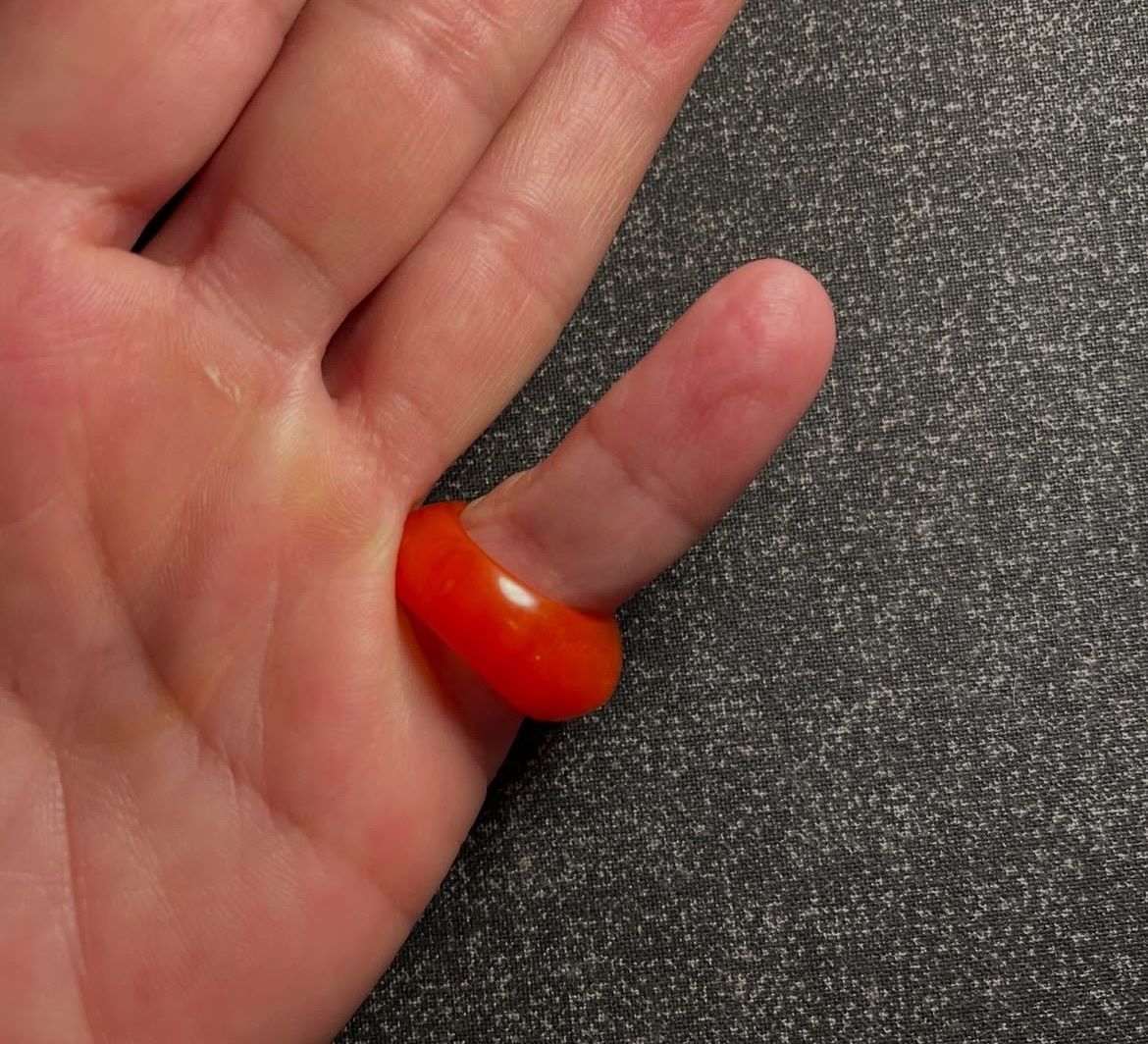 Anelli: 1940sVintage true Bakelite orange ring tested with symichrom – Nuovo (secondo la descrizione) da Zürich venduto da MISSYS-WONDERBAG 2