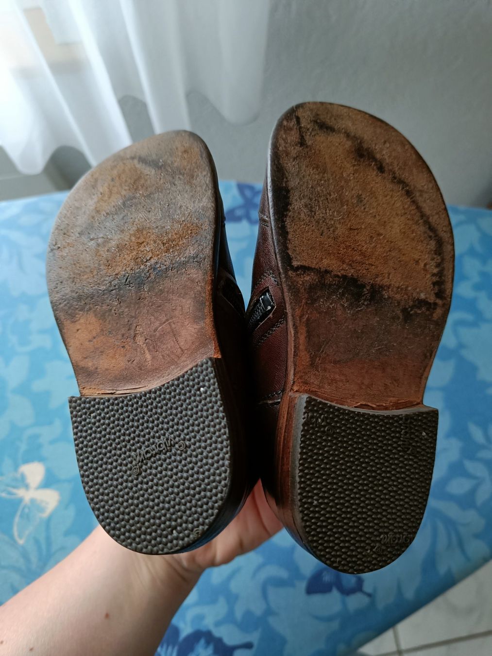 Scarpe per ragazzi: Stiefelette – Usato da Schwyz venduto da Francesca54 3