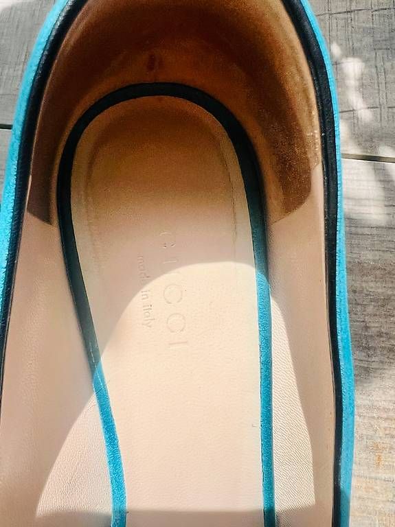 Gucci Scarpe da donna: Escarpins Gucci bleu turquoise, taille 37,5 – Usato da Villars-Tiercelin venduto da OliBanu 2