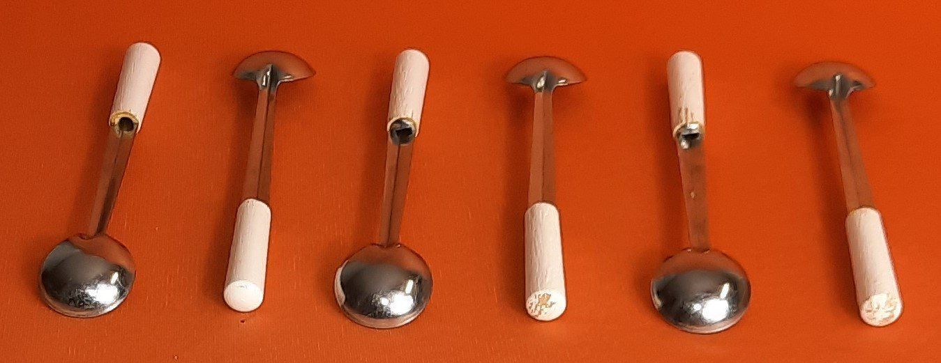 Schalen: Alte Saucenschalen Keramik Mit Ständer – Gebraucht aus Seuzach von VT-Collections2 7
