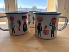 Tazze smaltate con personaggi famosi, set da 3