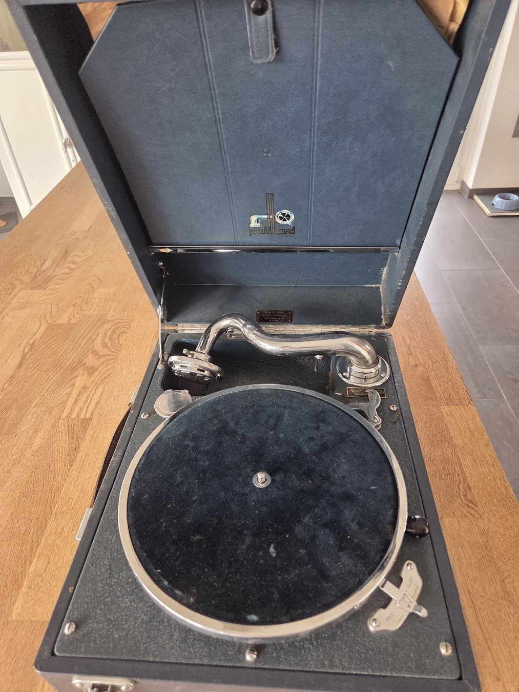 Tourne-disques: Koffer Grammophon  – D'occasion à Kräiligen par bero01