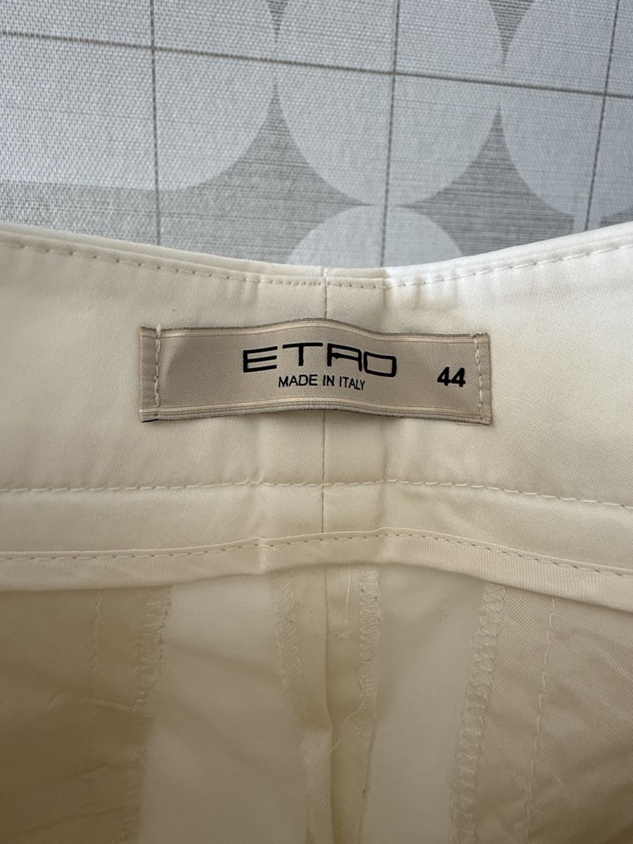 Etro Hosen: Etro Hose, weiss – Neu (gemäss Beschreibung) aus Gümligen von hookedonsales 1