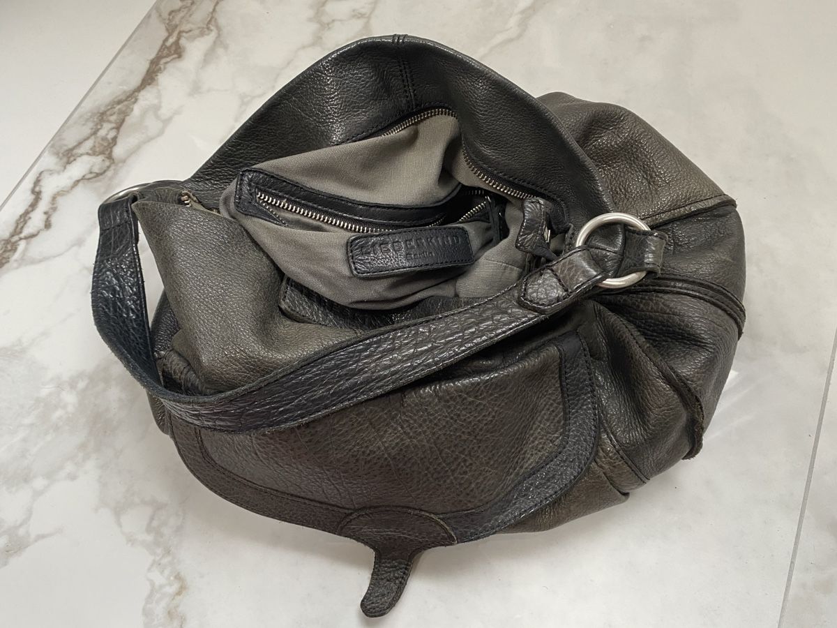 Liebeskind Taschen für Damen: Graue Ledertasche von Liebeskind – Gebraucht aus Estavayer-le-Lac von Mimmy02 3