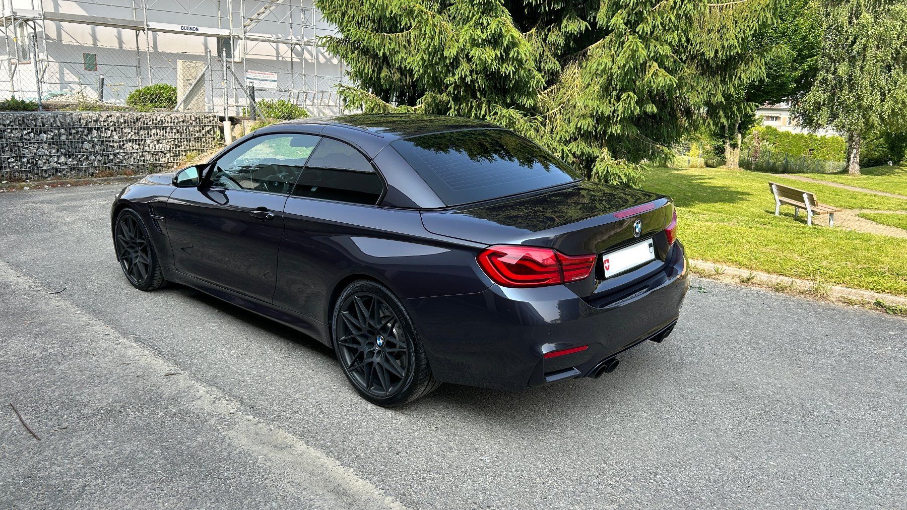 BMW Automobili: BMW M4 Édition 30 ans à vendre - Une rareté incontournable – Usato da Cottens FR venduto da Croque-mitaine 1