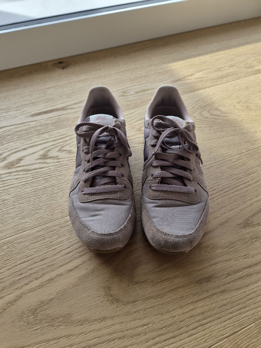 Nike Scarpe da donna: Nike Internationalist / Grösse 41 – Usato da Adligenswil venduto da SnoeggelsDR 2