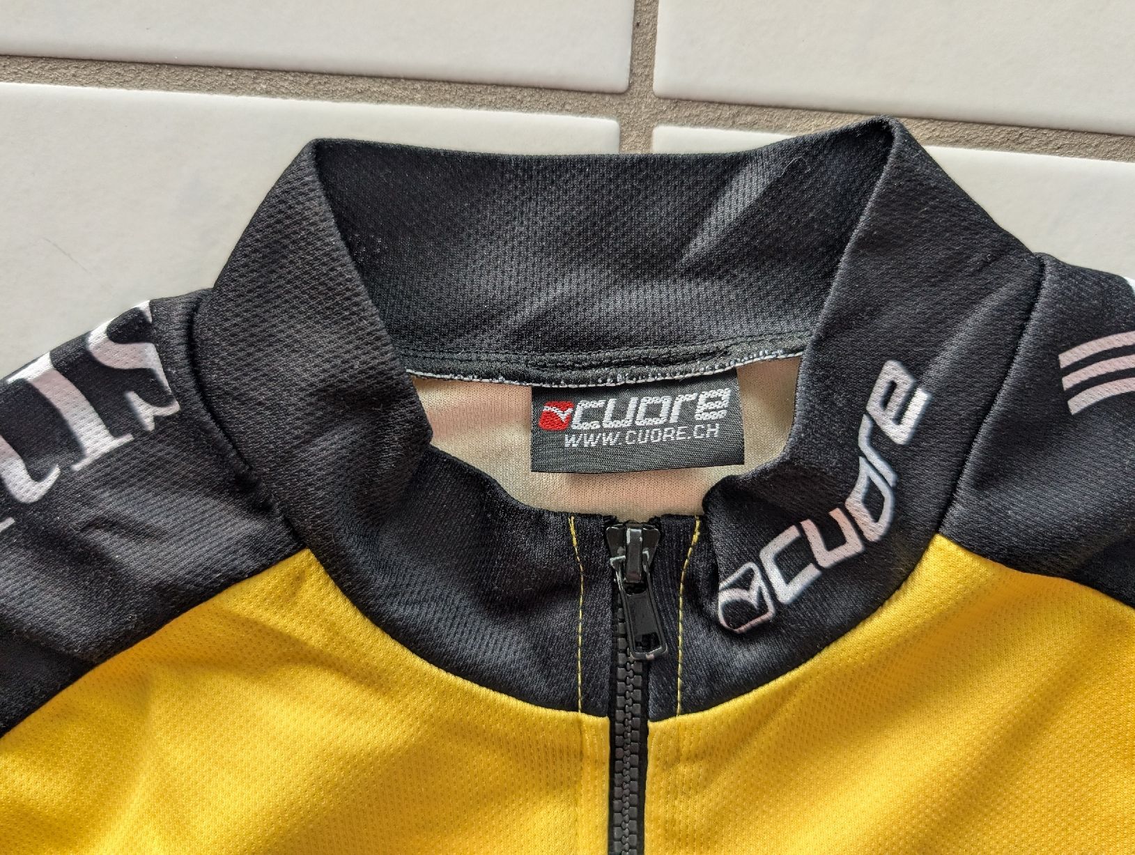 Leibchen & Hosen: Velotrikot Original CUORE Gr. S – Gebraucht aus Rieden SG von Sametito 1