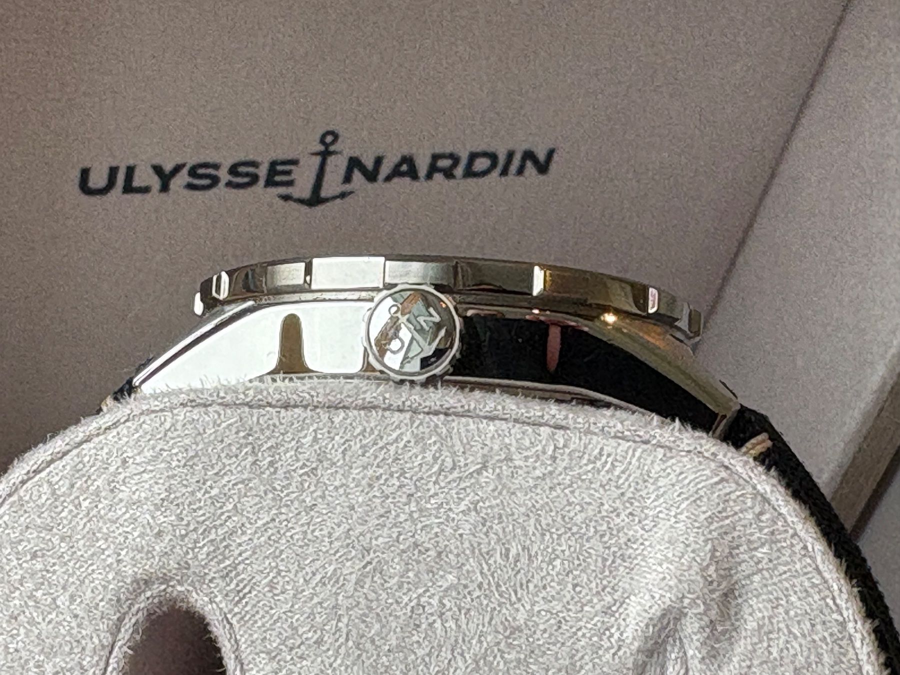 Ulysse Nardin Orologi: Ulysse Nardin Diver 42 Blue Fullset – Usato da Birsfelden venduto da Mynos 7