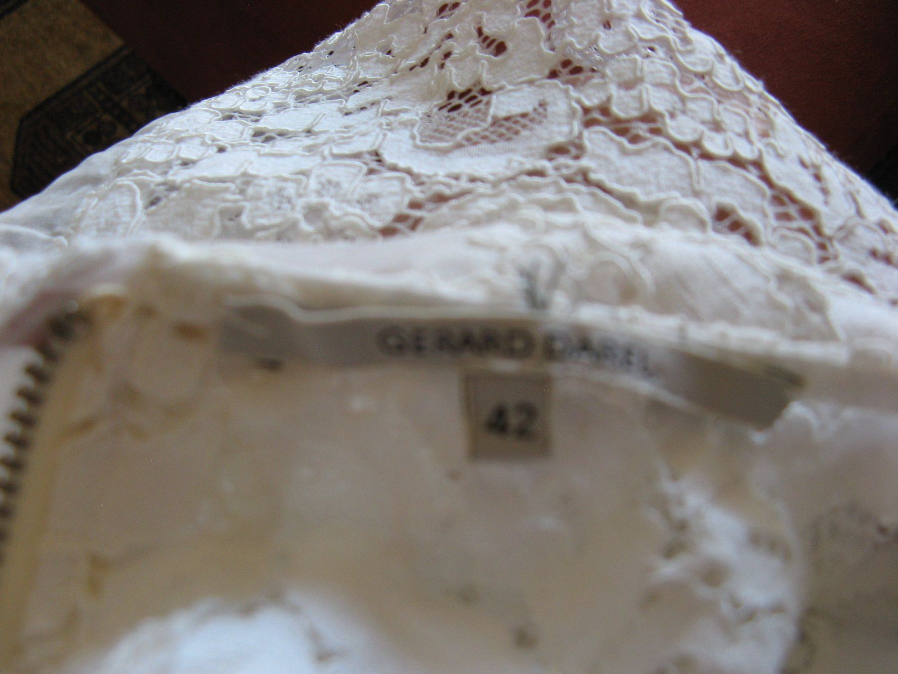 Gérard Darel Blusen: Bluse Gerard Darel Gr. 40 mit Spitzen – Gebraucht aus Zürich von apil 6