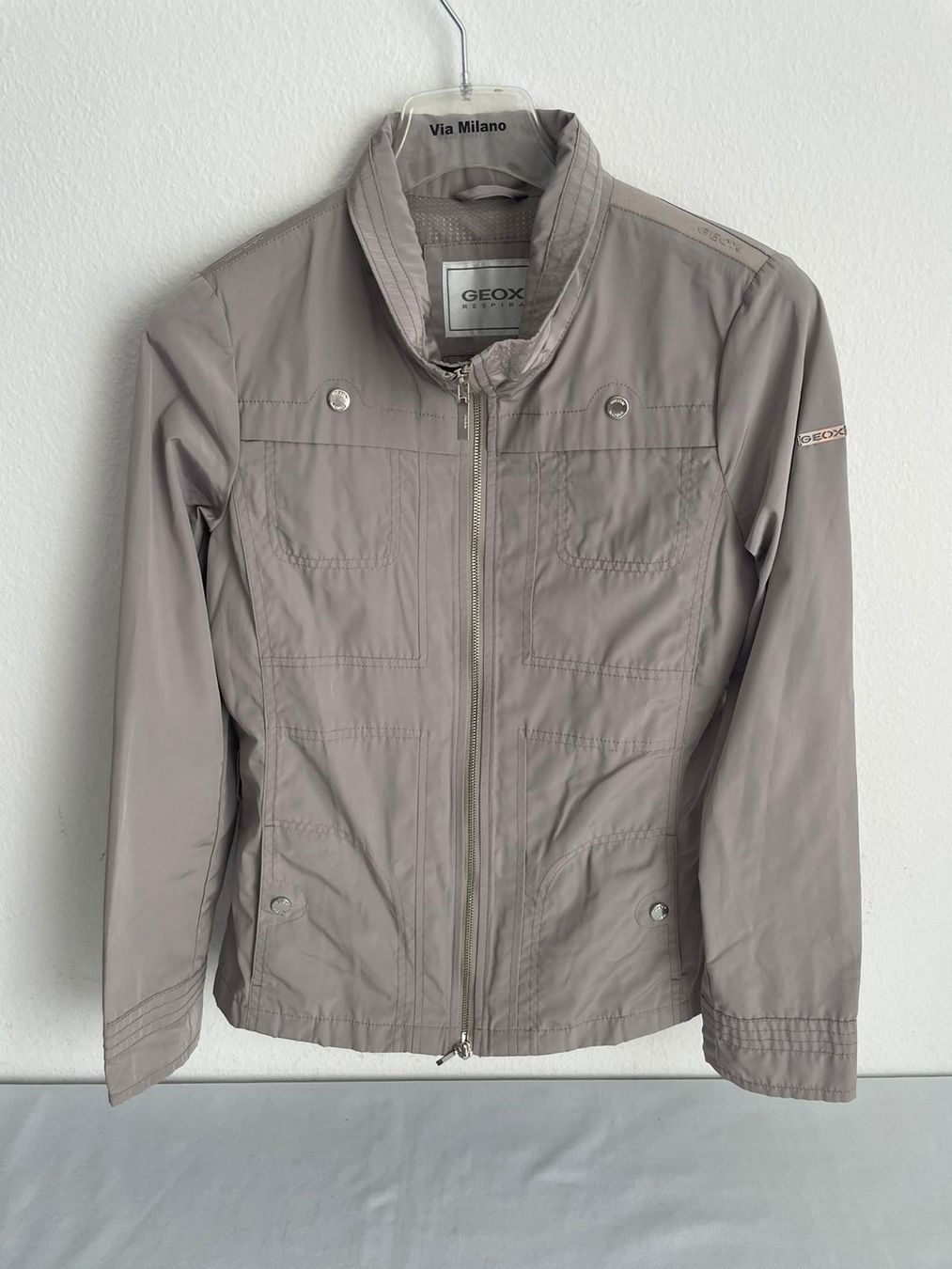 Geox Giacche: ***GEOX ***Jacke Gr. 36/38 – Nuovo (secondo la descrizione) da Bronschhofen venduto da David80