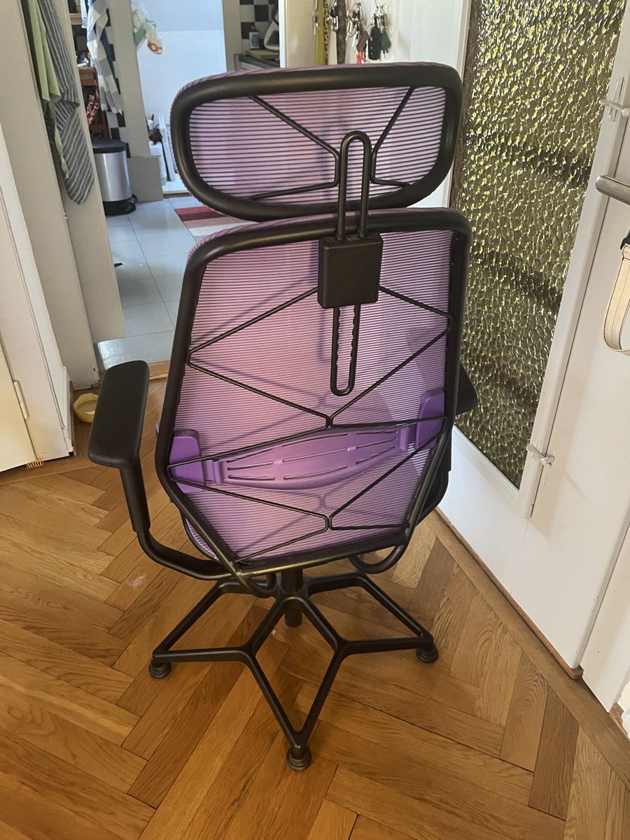 Ikea Poltrone: Chaise bureau IKEA  – Usato da Vevey venduto da Antoine9 1