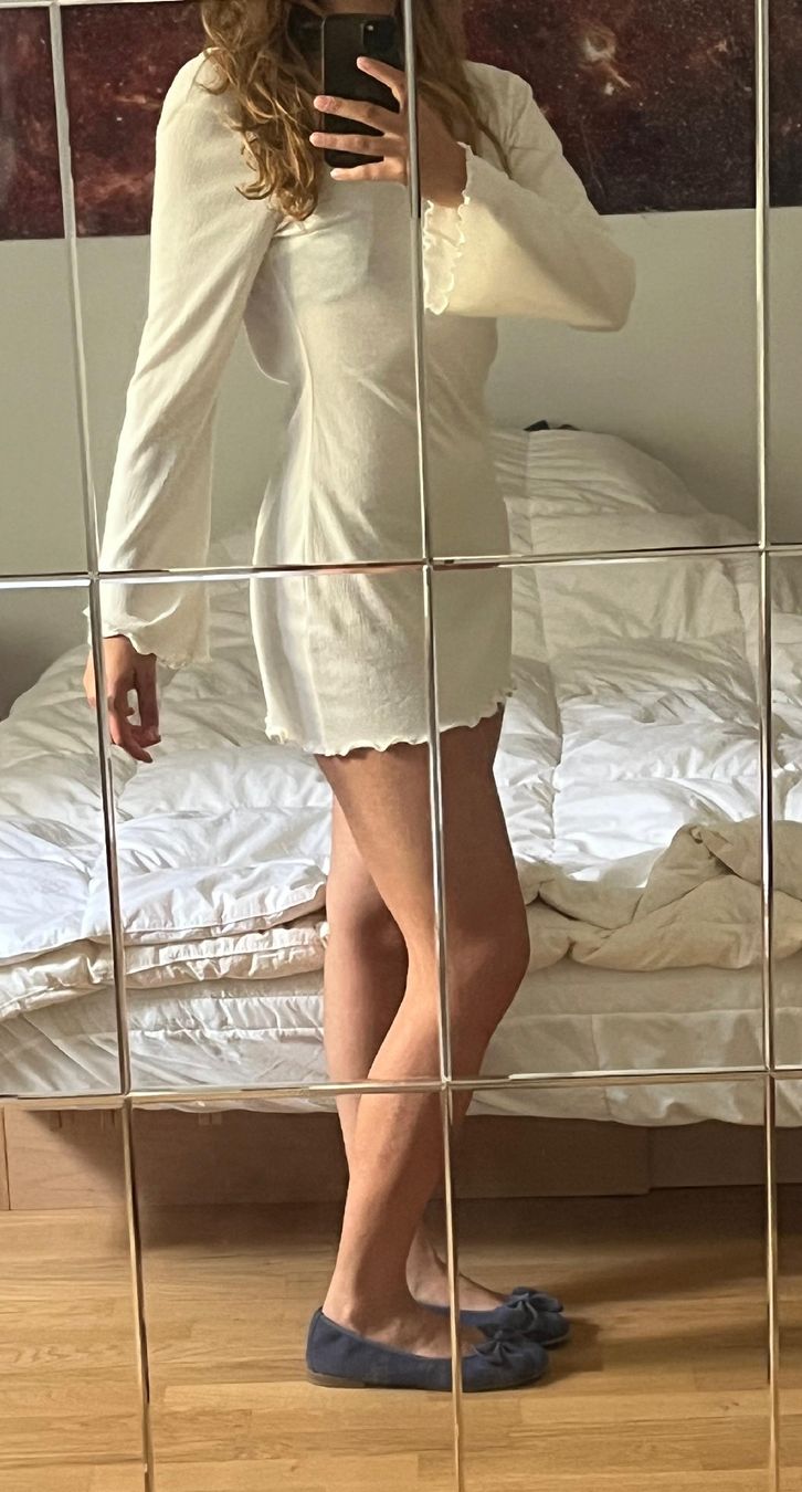 Kleider: Kurzes weisses Freizeitkleid – Gebraucht aus Zürich von noa_plx2 1